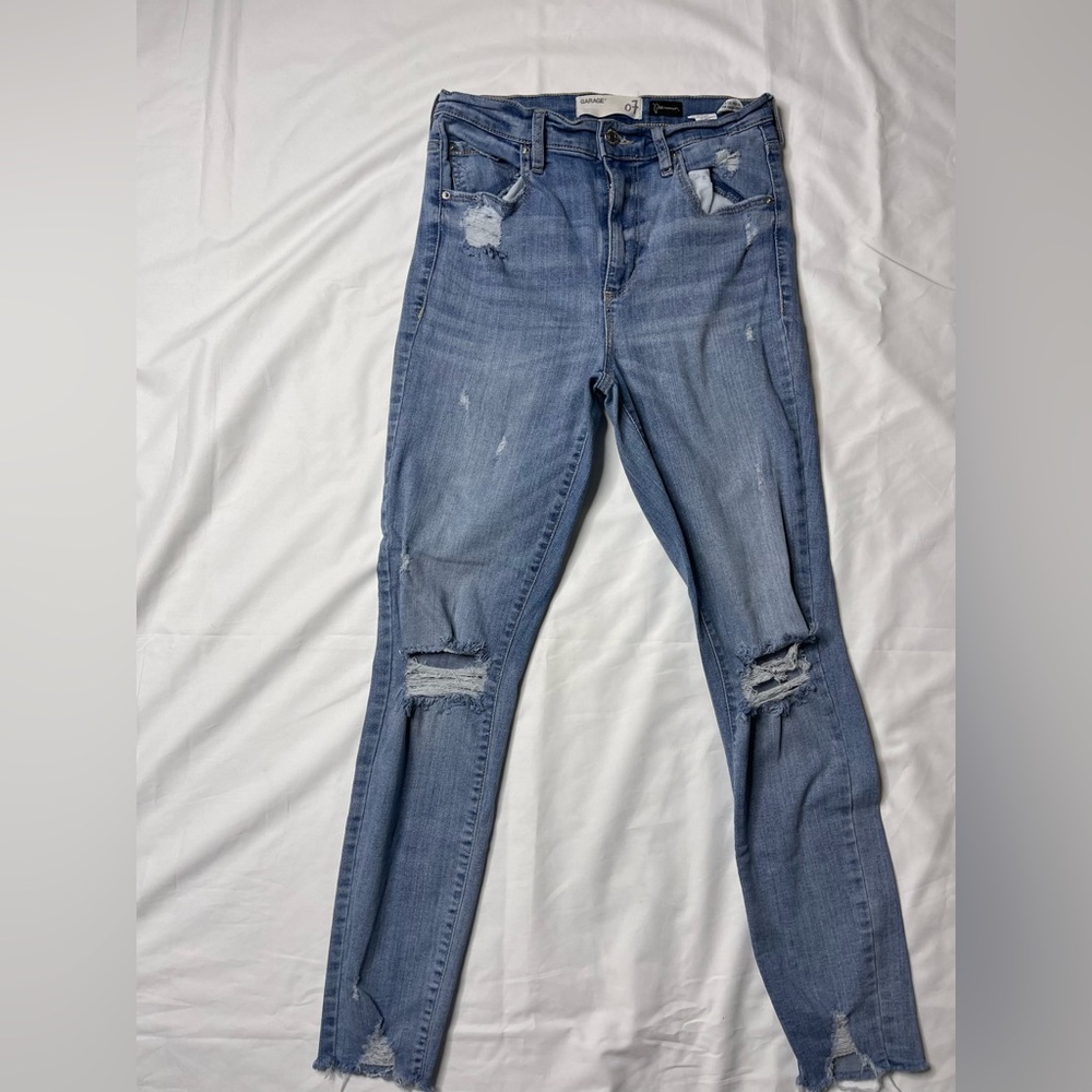 Garage Distressed Skinny Jean